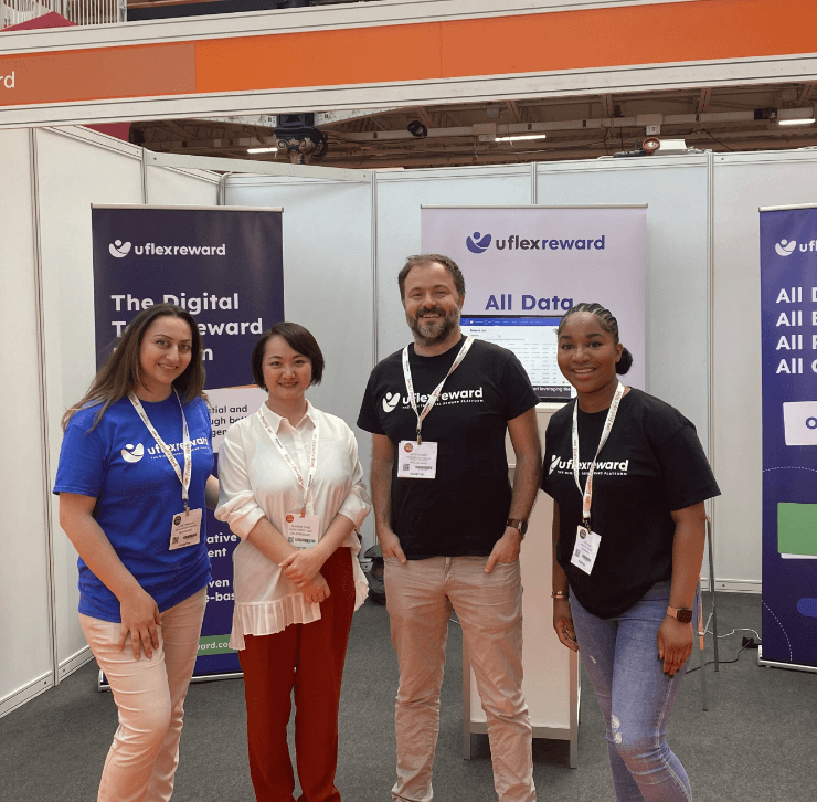 uflexreward-Events-Team-Photo-At-Booth-Header-Image